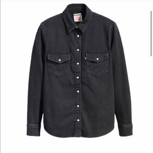 Women’s Levi’s black western snap button shirt
